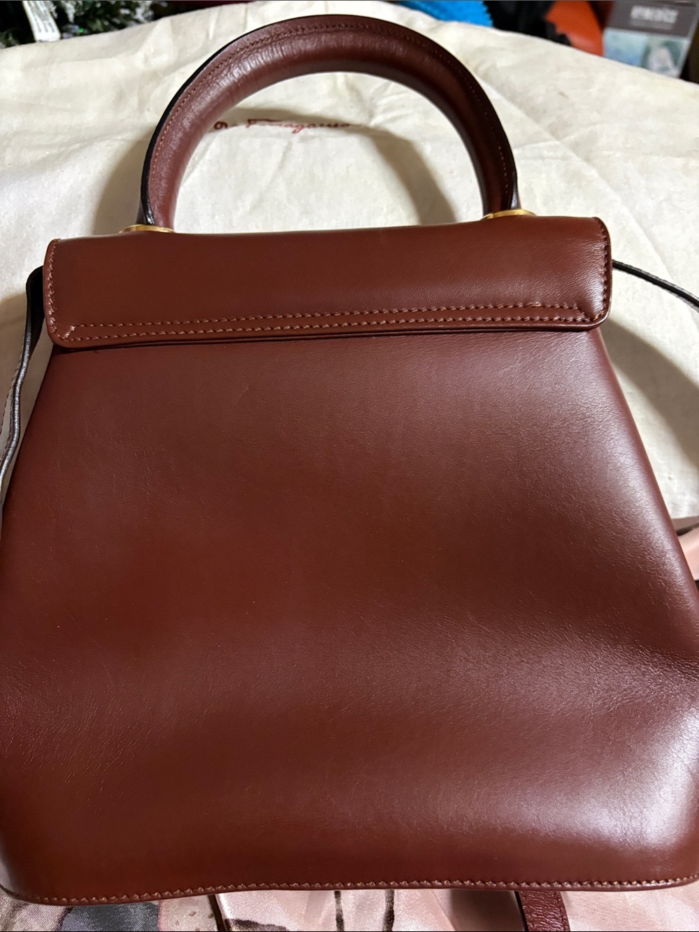 Salvatore Ferragamo Chestnut Brown Leather Top-Handle Satchel with Gold Hardware - Picture 4 of 5